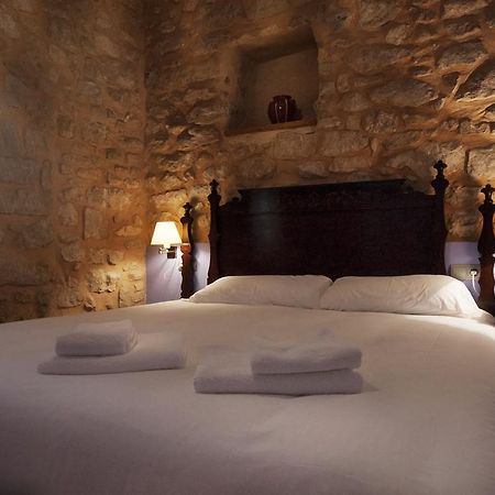 Apartamentos Dona Candida Valderrobres Exteriör bild